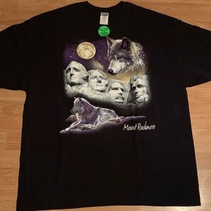 DS Glow in the dark Mount Rushmore T-shirt